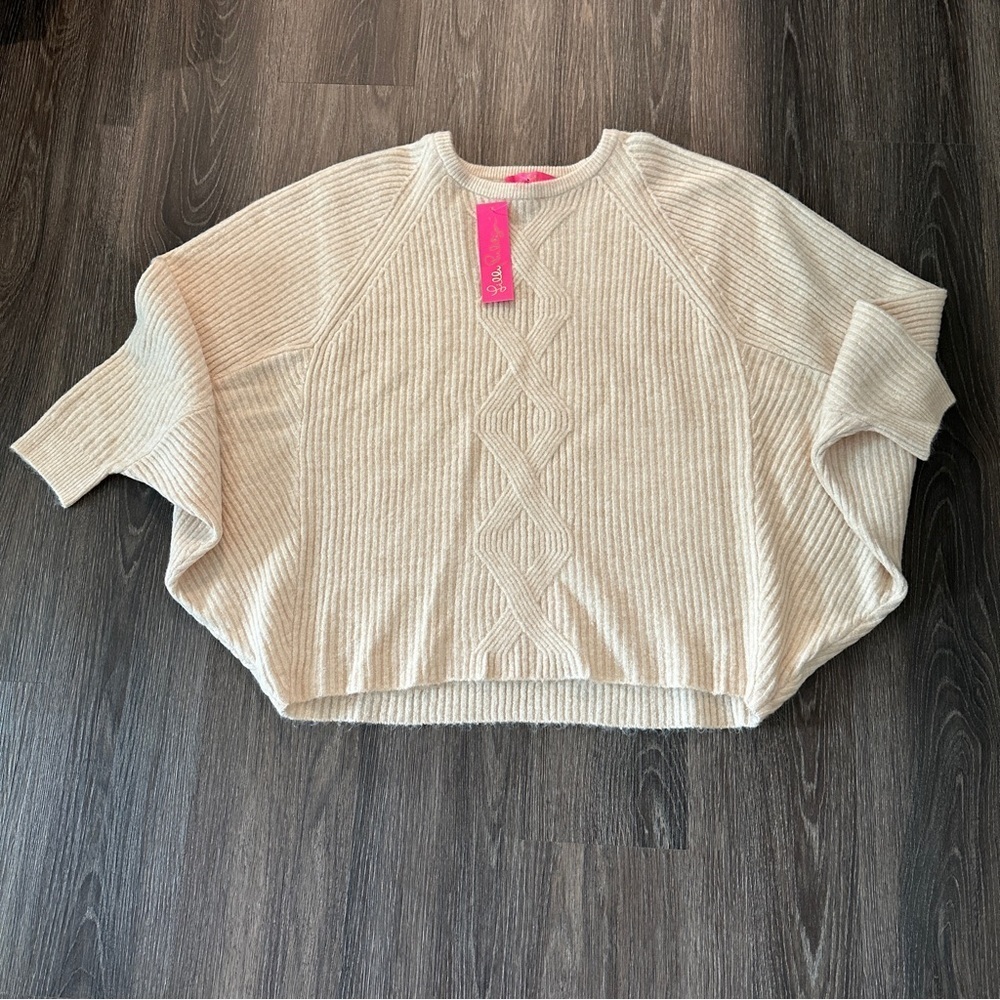 NWT Lilly Pulitzer Relaxed Fit Arienza Sweater Batwing Sleeves Cream Color Sz M